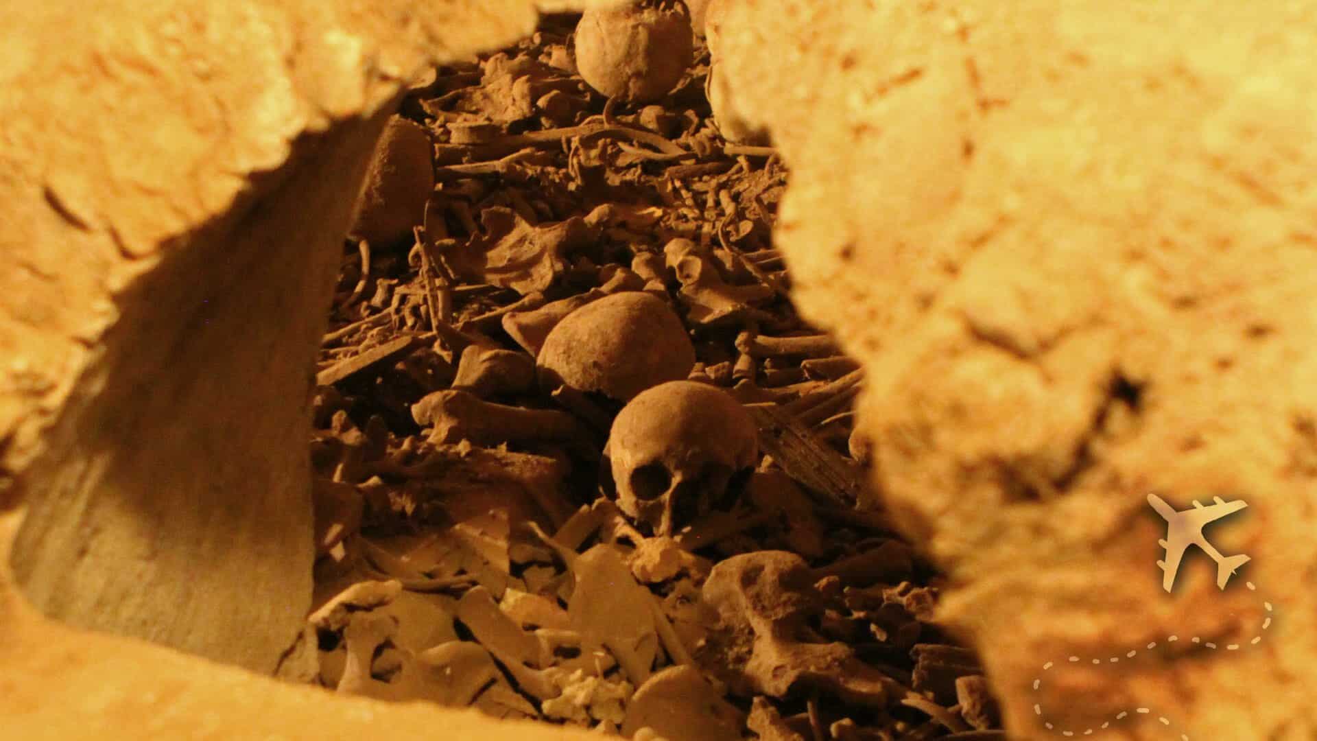 25,000 bodies are buried in the catacombs of Lima, Peru