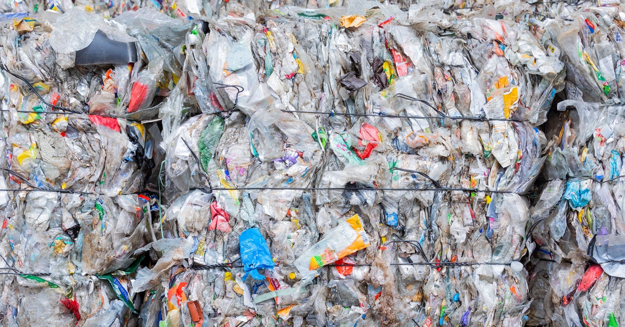 Scientists Figured Out How to Recycle Plastic by Vaporizing It