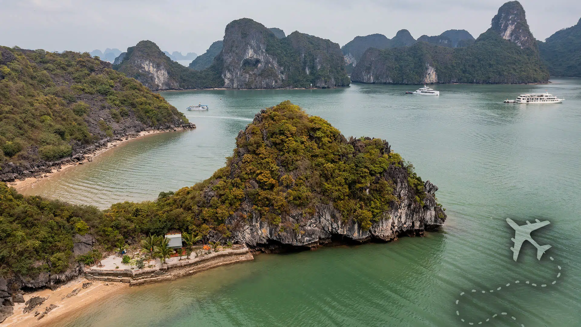 Discover Ha Long Bay: Vietnam's Spectacular Natural Wonder