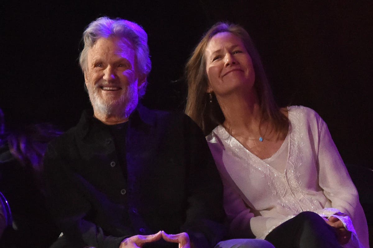 The heartwarming love story of Kris Kristofferson and his wife Lisa Meyers